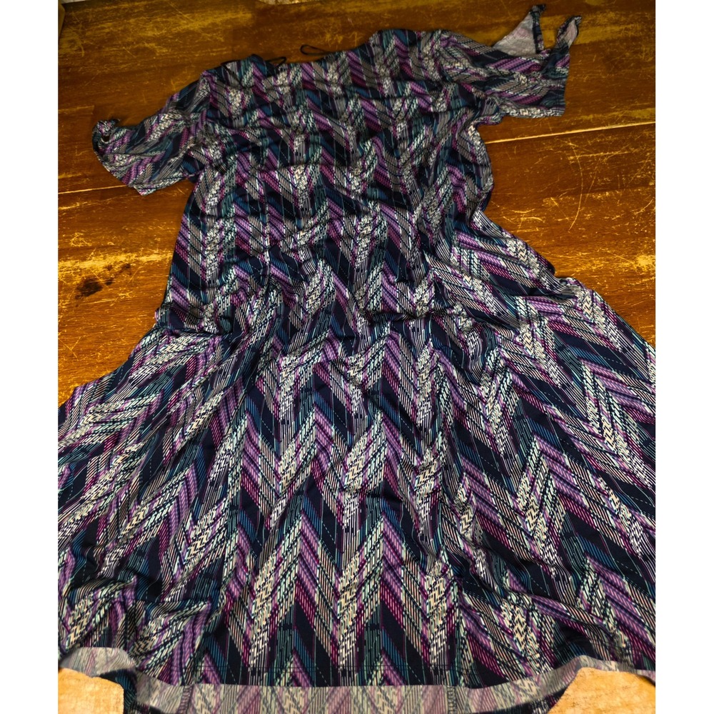 Notations Cold Shoulder Dress Purple Blue Chevron Geometric Print Tie Sleeve M